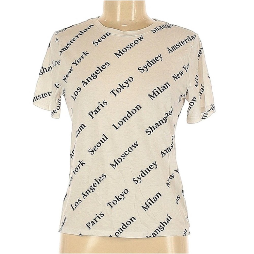 Forever 21 graphic tee white short sleeve t-shirt size M